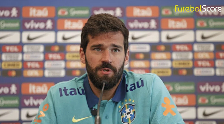 Alisson elogia impacto de Ancelotti na seleção e foca em vaga antecipada para a Copa: 'Jogar bem é ser objetivo'